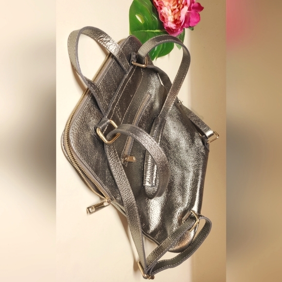 Pelle | Made in Italy | Champagne Gold Leather | Backpack | NWOT - Picture 4 of 14